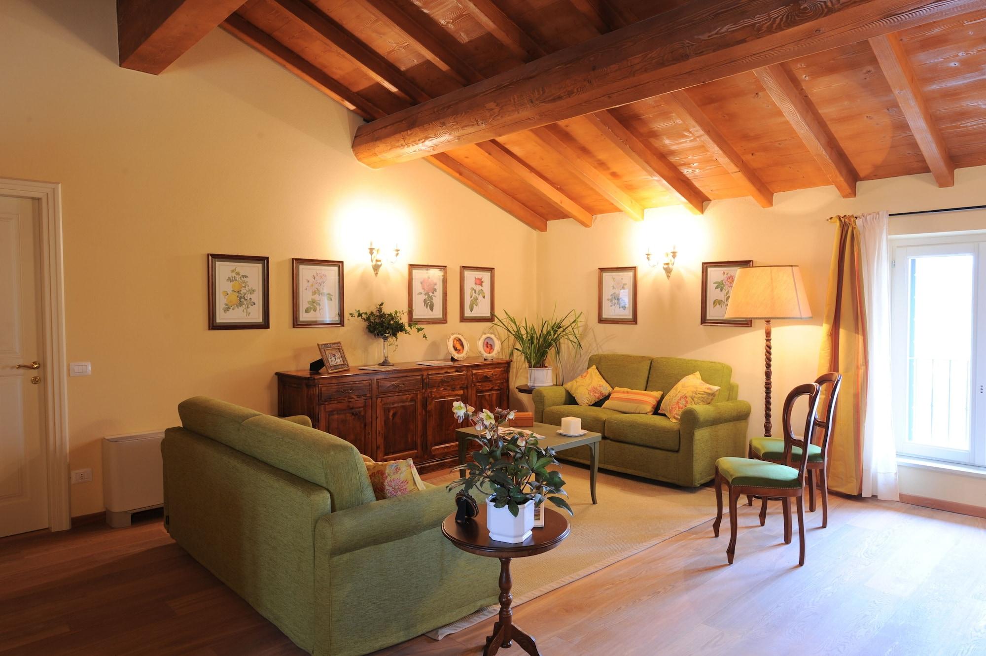 Relais Corte Paradiso ペスキエーラ・デル・ガルダ エクステリア 写真