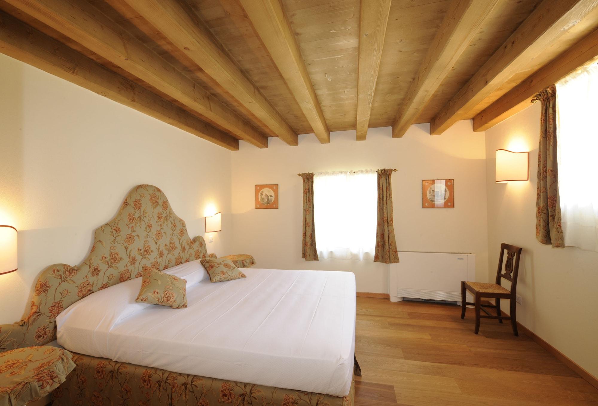 Relais Corte Paradiso ペスキエーラ・デル・ガルダ エクステリア 写真