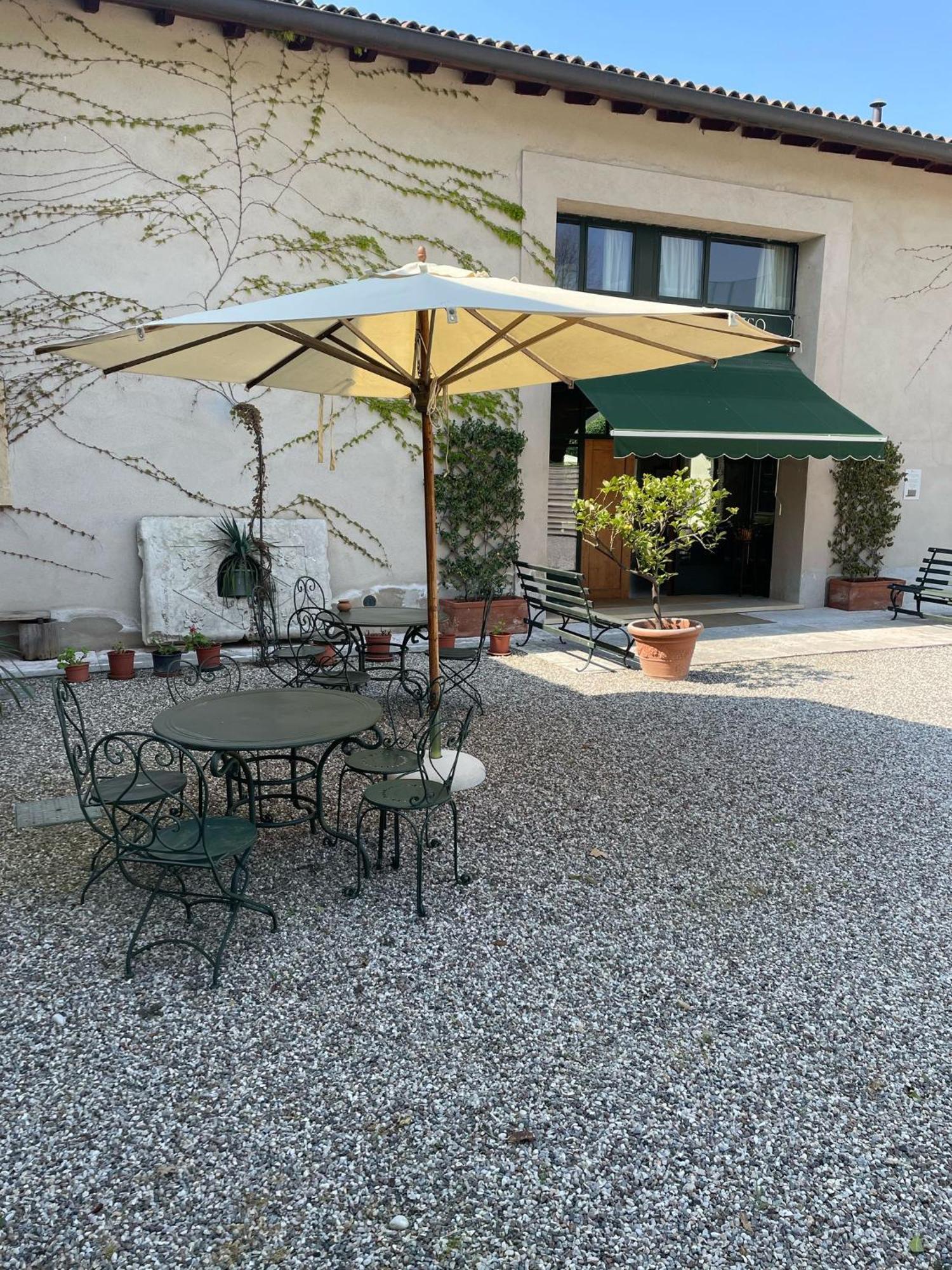 Relais Corte Paradiso ペスキエーラ・デル・ガルダ エクステリア 写真